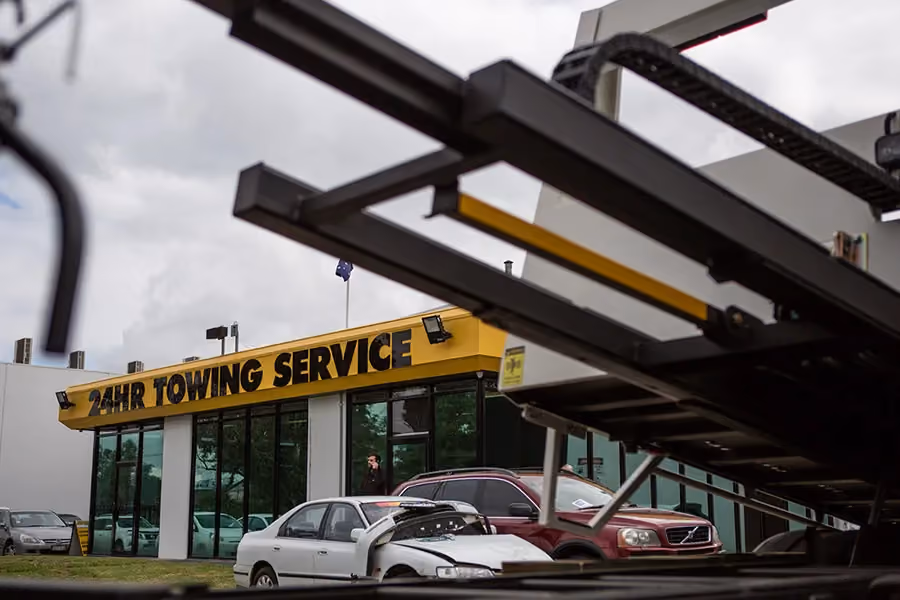 24/7 towing Melbourne