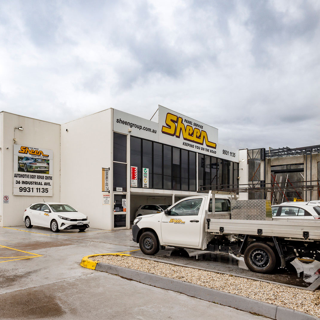 Sheen Panel Service shop in Hoppers Crossing