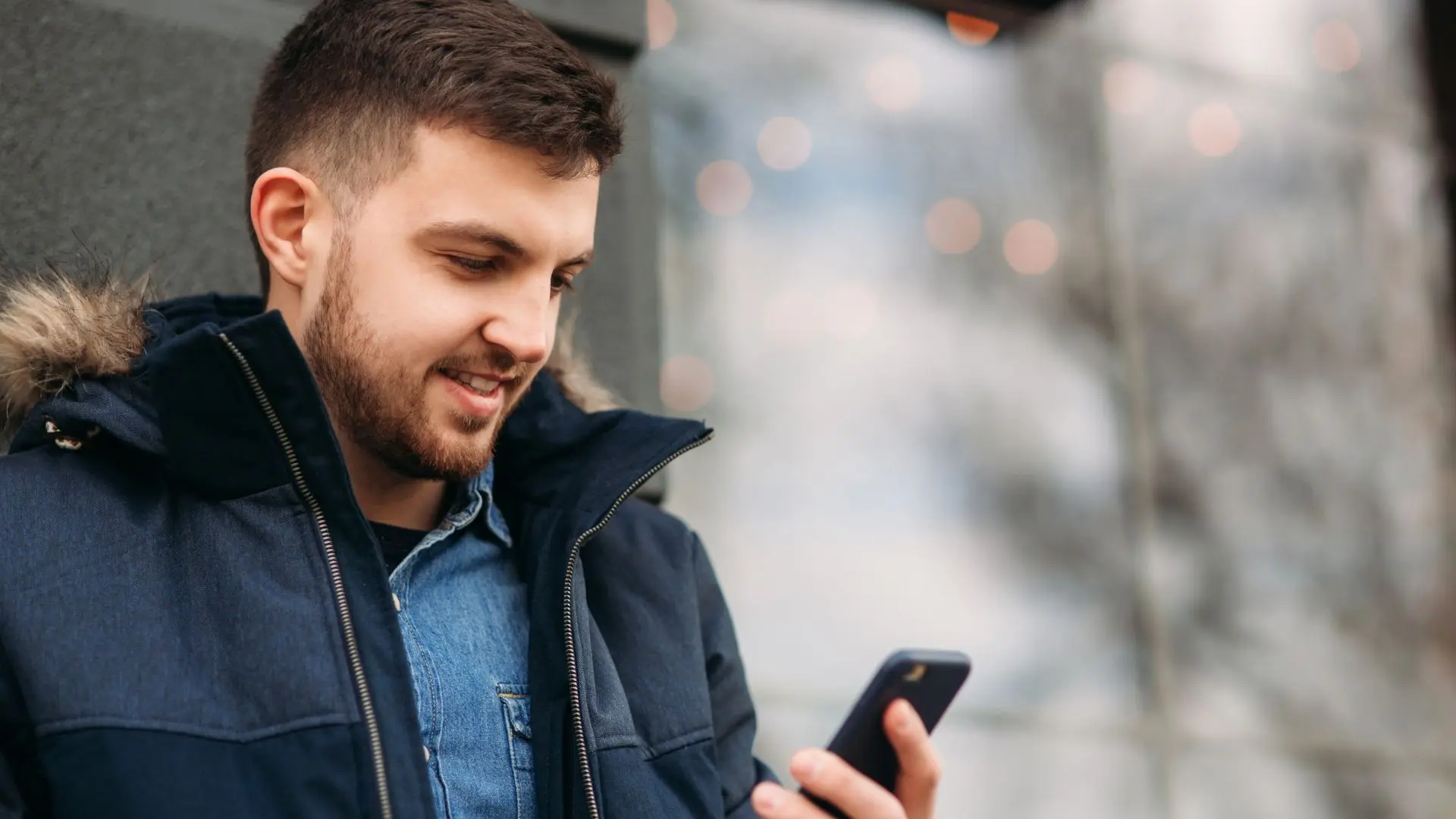 Protect Your Personal Information Online When Buying and Selling Cars: Essential Tips and Strategies