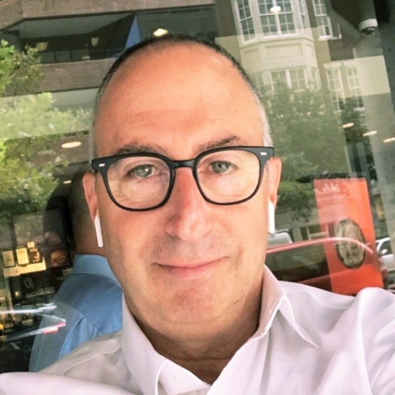 Case Study #20: How Stephen Klein's AI 'Digital Socrates' Boosts Creativity in Data-Driven Businesses
