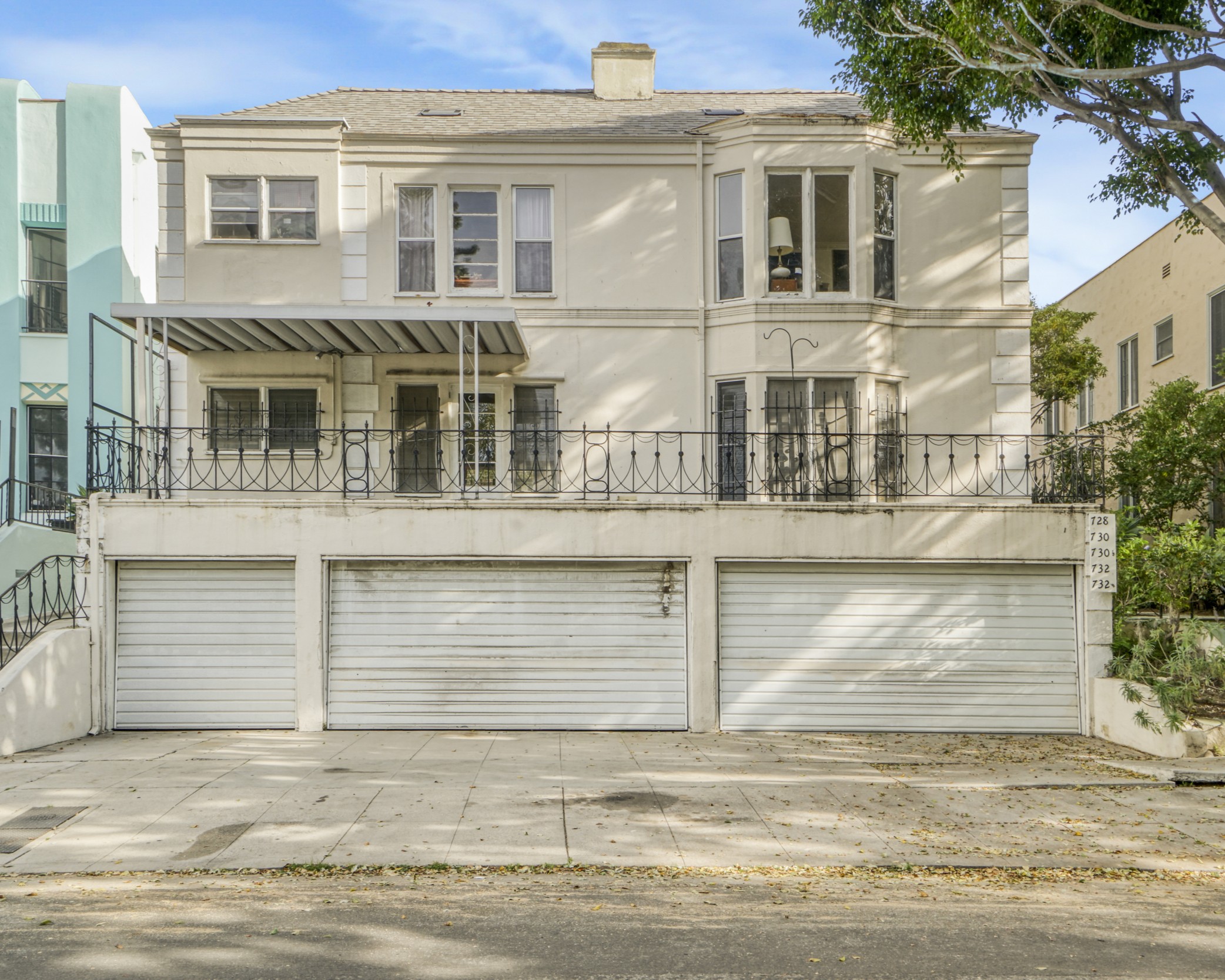 Apartment building for sale in los angeles