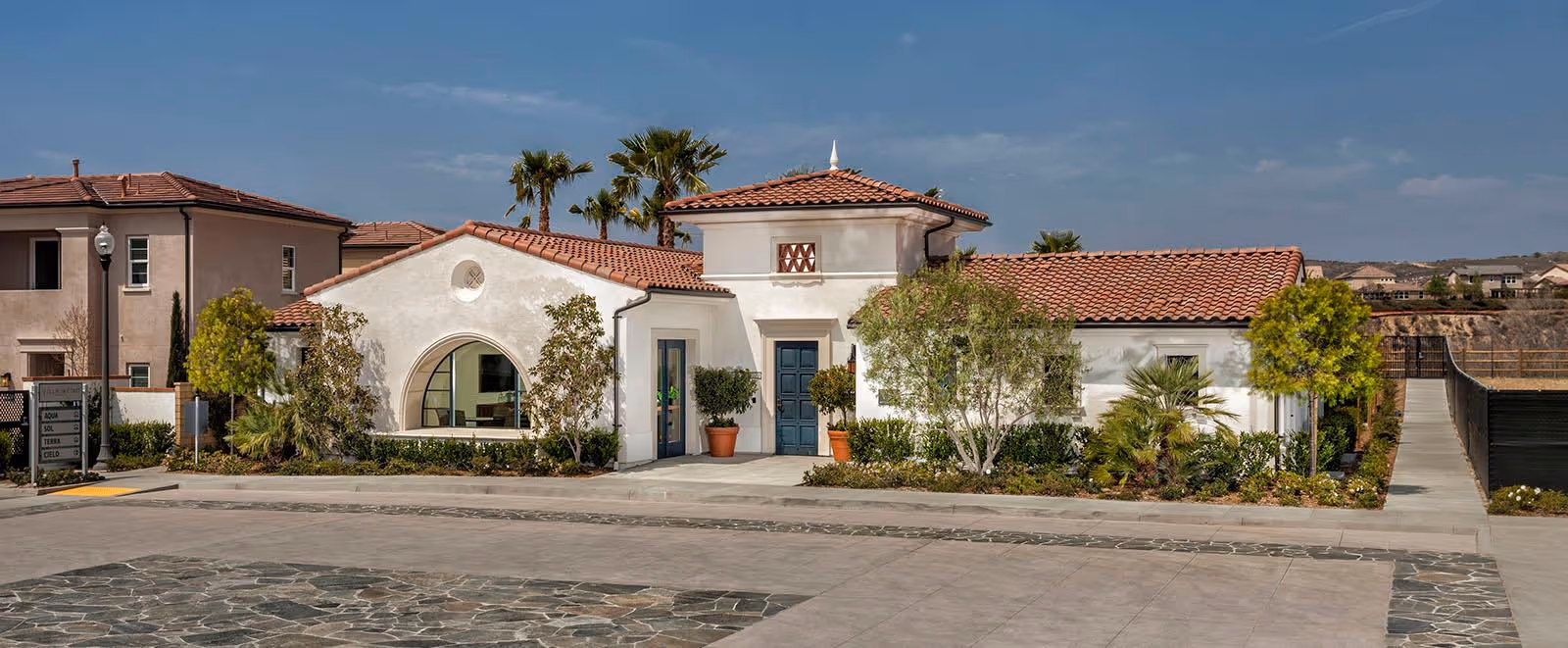 Villa Metro at Valencia.