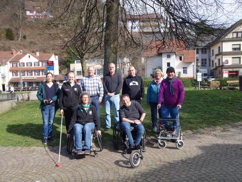 Hans Peter Matt schult Schwarzwald Guides Zu Inklusionsbotschaftern im Naturpark Schwarzwald Mitte Nord