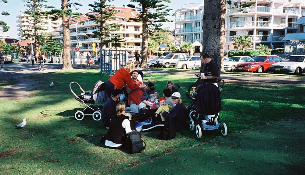 Gidget's friends and family gather in Manly, 2001.