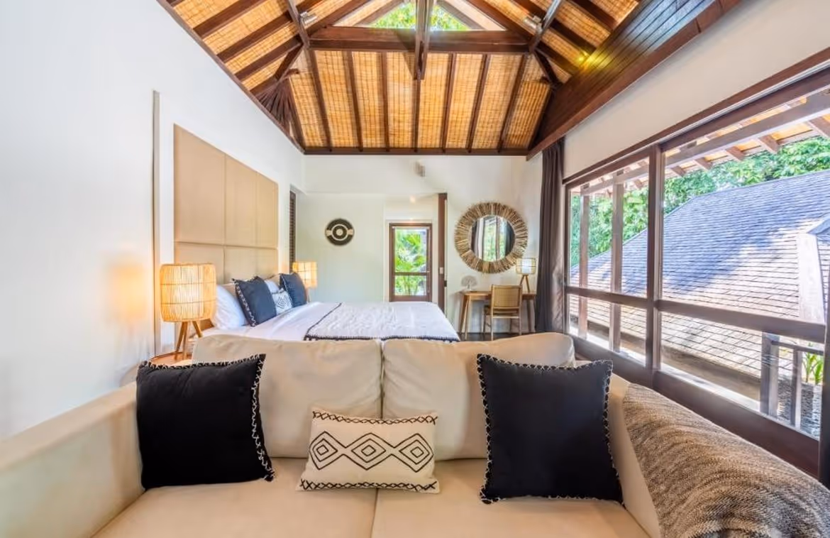 freehold villa for sale in Seminyak