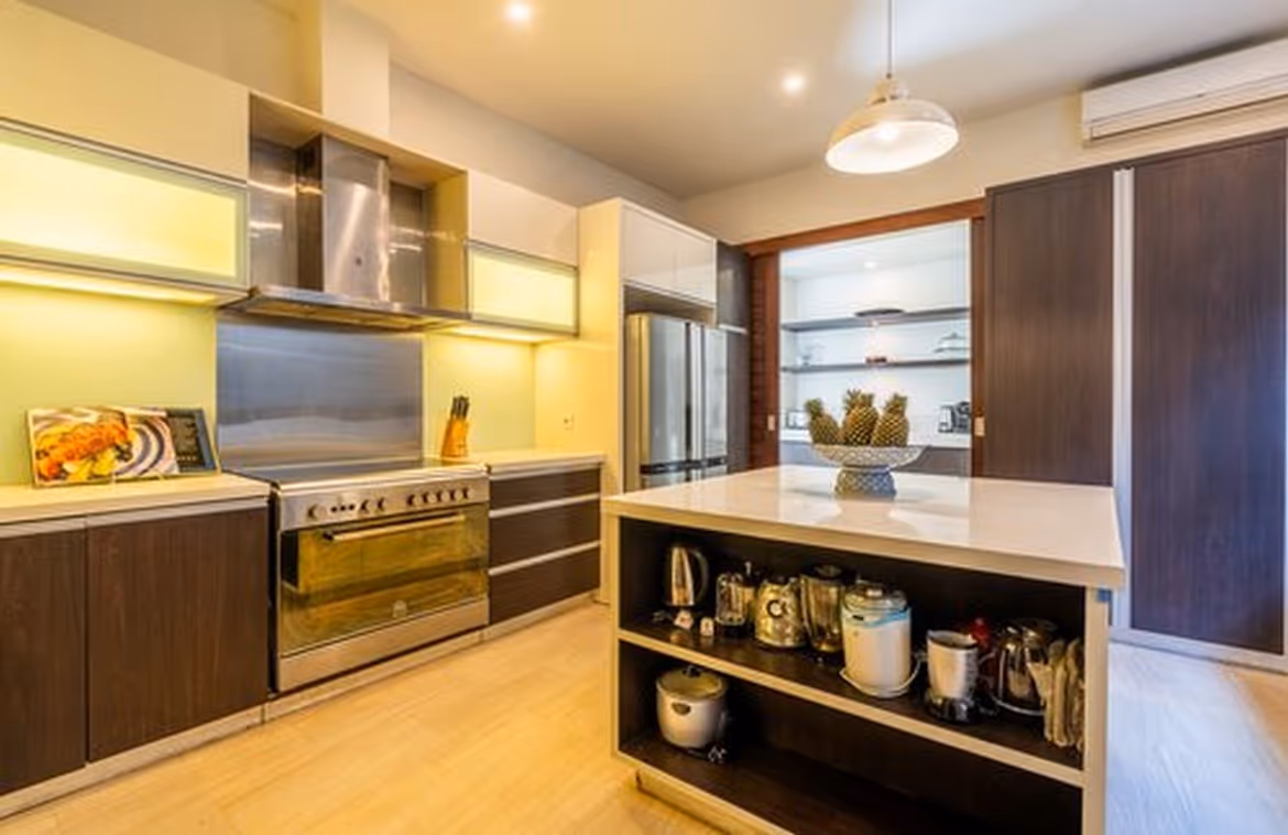 freehold villa for sale in Seminyak