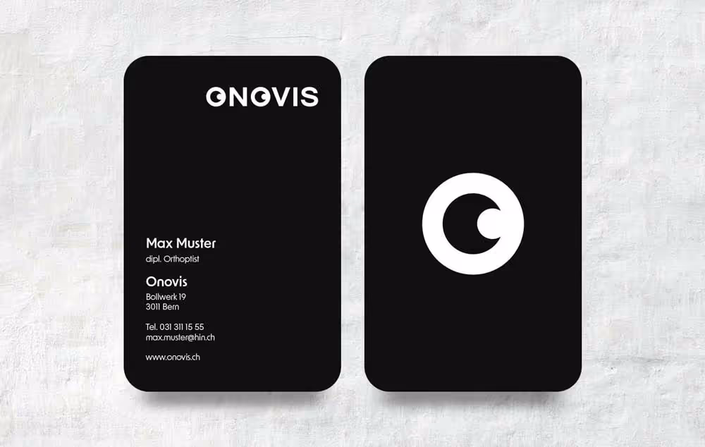 Design von Visitenkarten für Augenarzt Praxis in Bern