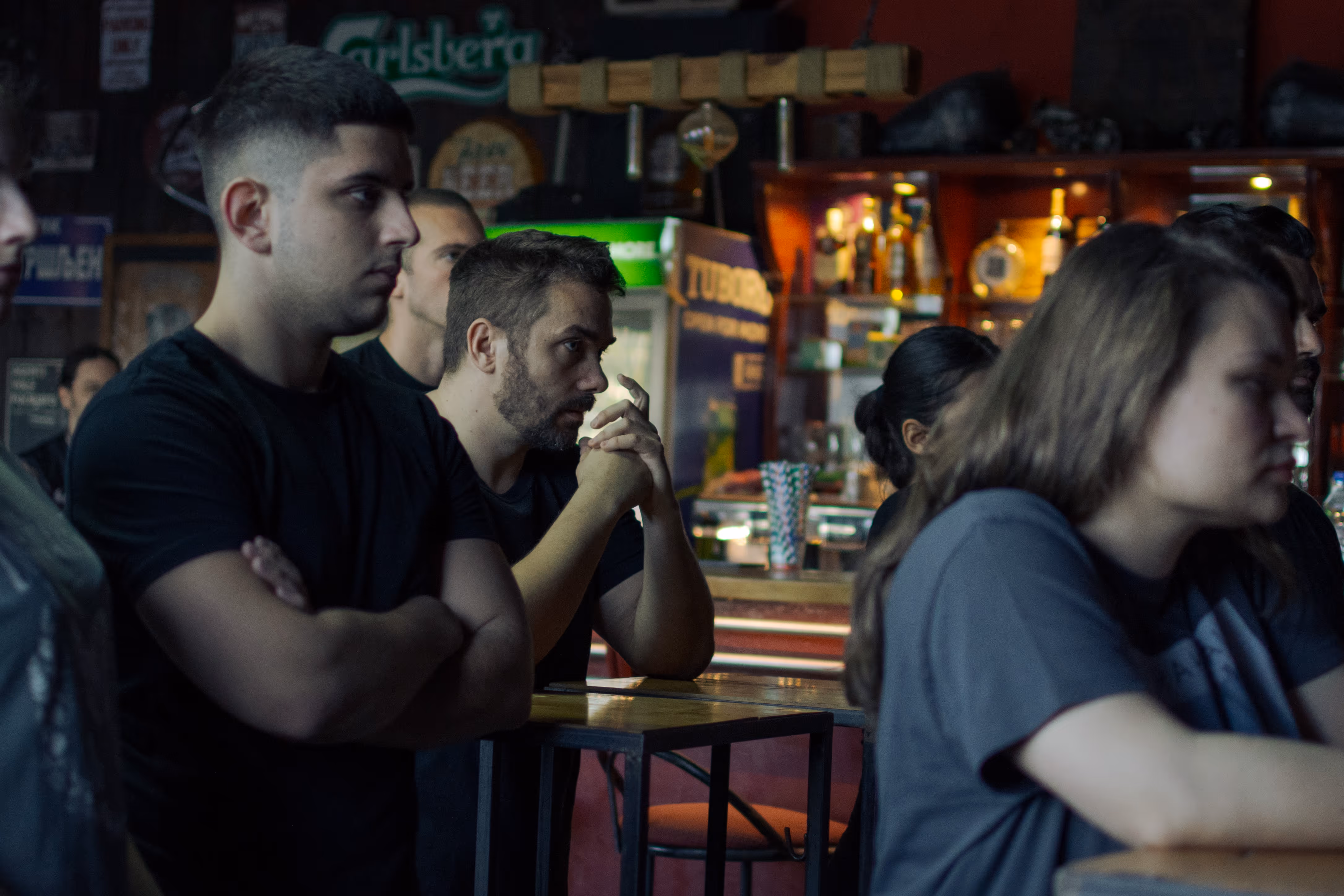 Praktikanti slušaju krav maga seminar