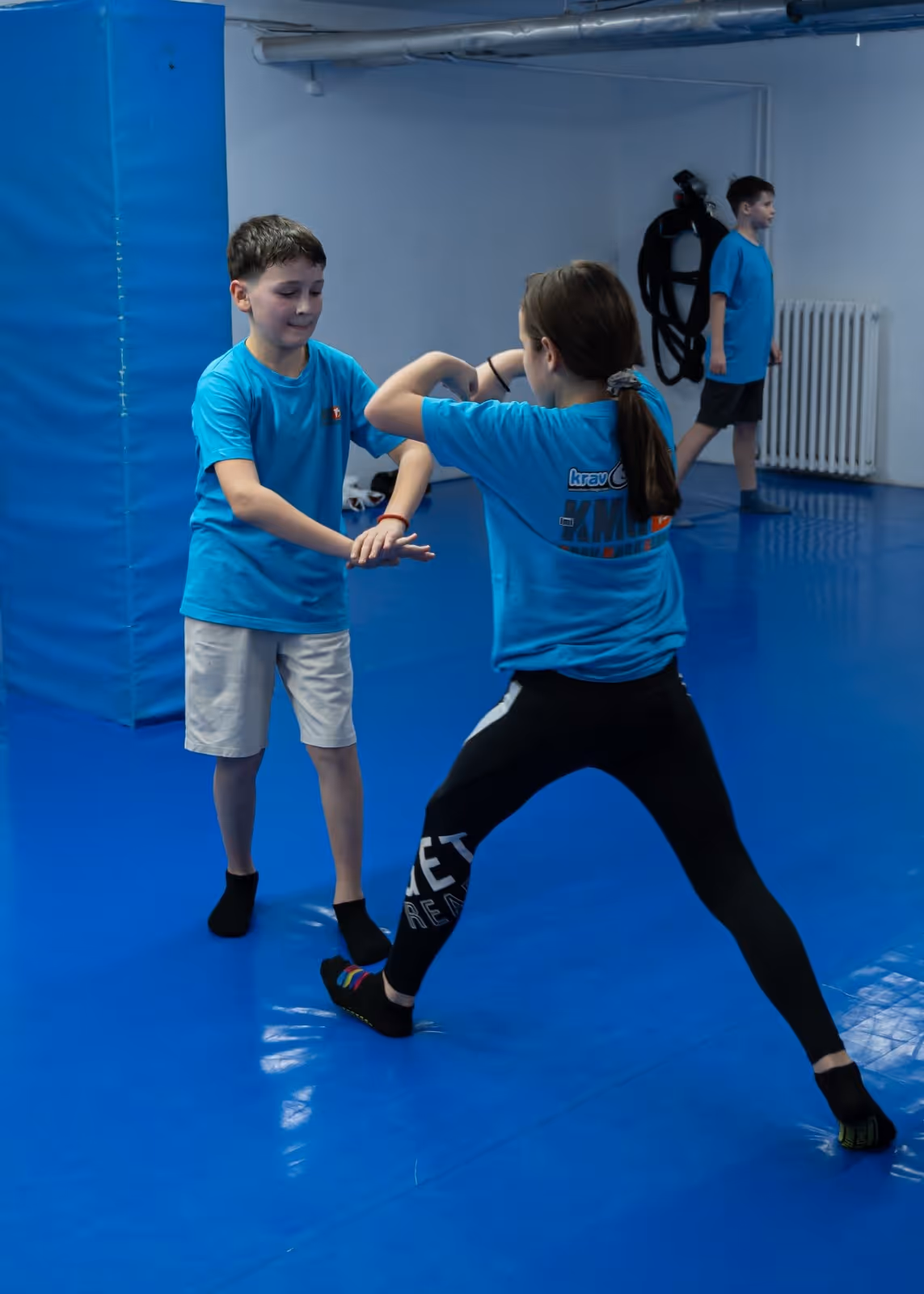 Polaganje krav mage za decu u klubu krav maga myrmidons (Krav Maga Global Srbija)