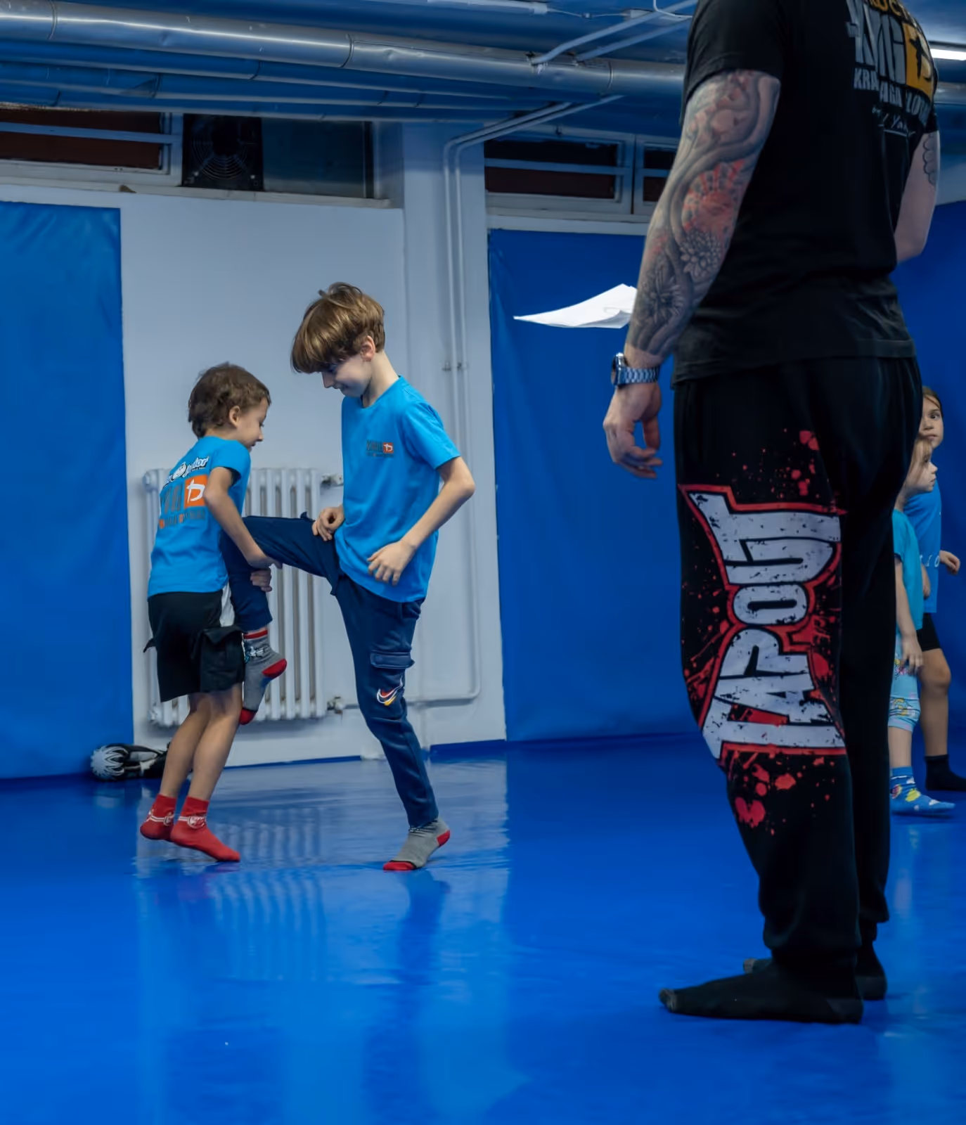 Polaganje krav mage za decu u klubu krav maga myrmidons (Krav Maga Global Srbija)