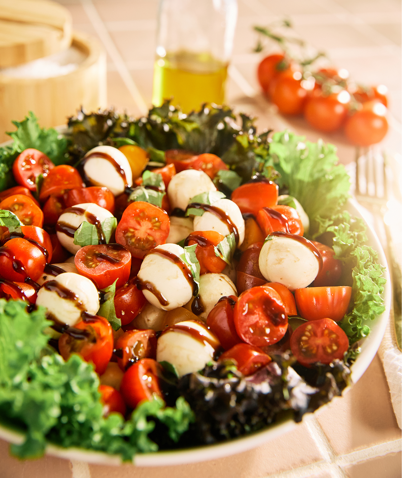 Mini Caprese Crunch Salad