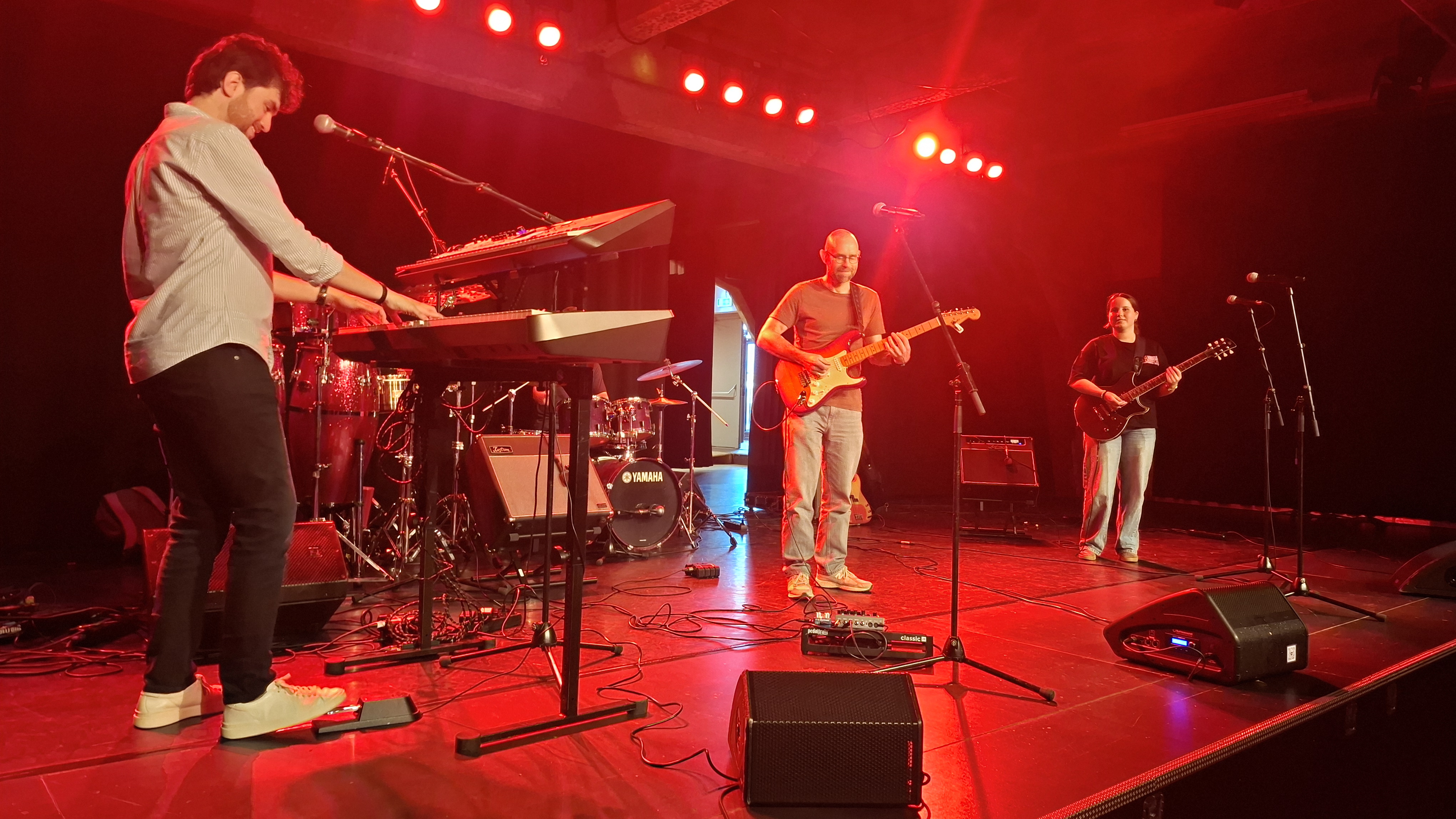 Tribute to Toto band draait warm