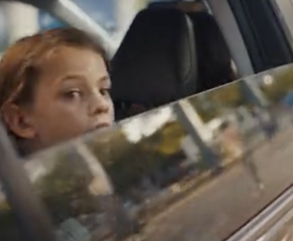 Lindt — Sparkling Urban Commercial