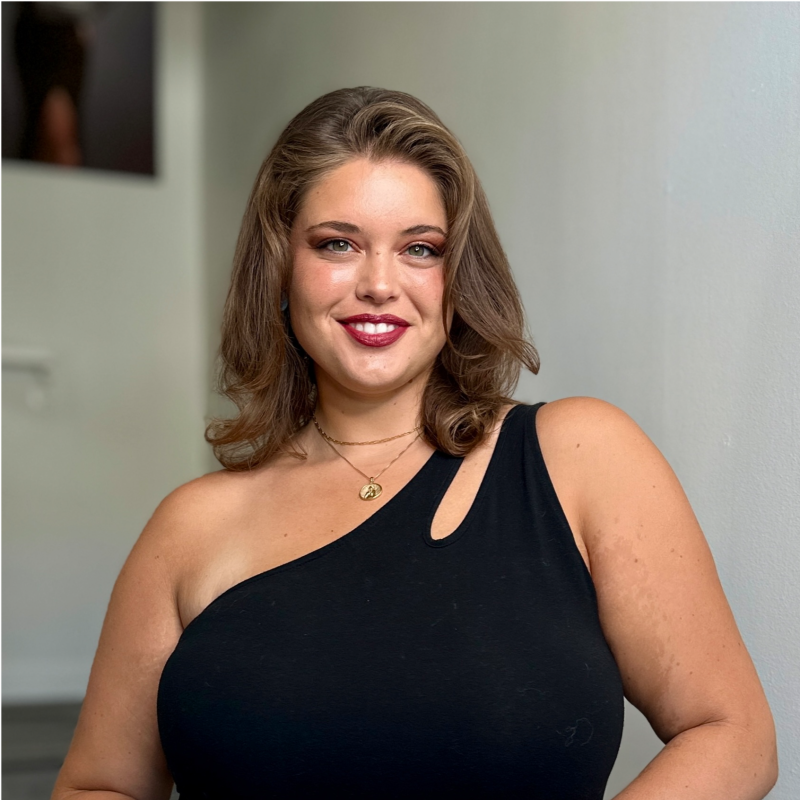 Erica Schenk Headshot