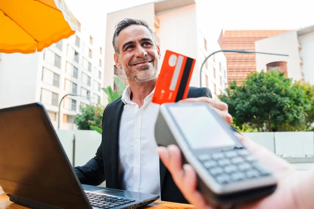 Beneficios de aceptar el pago con tarjeta durante el Buen Fin