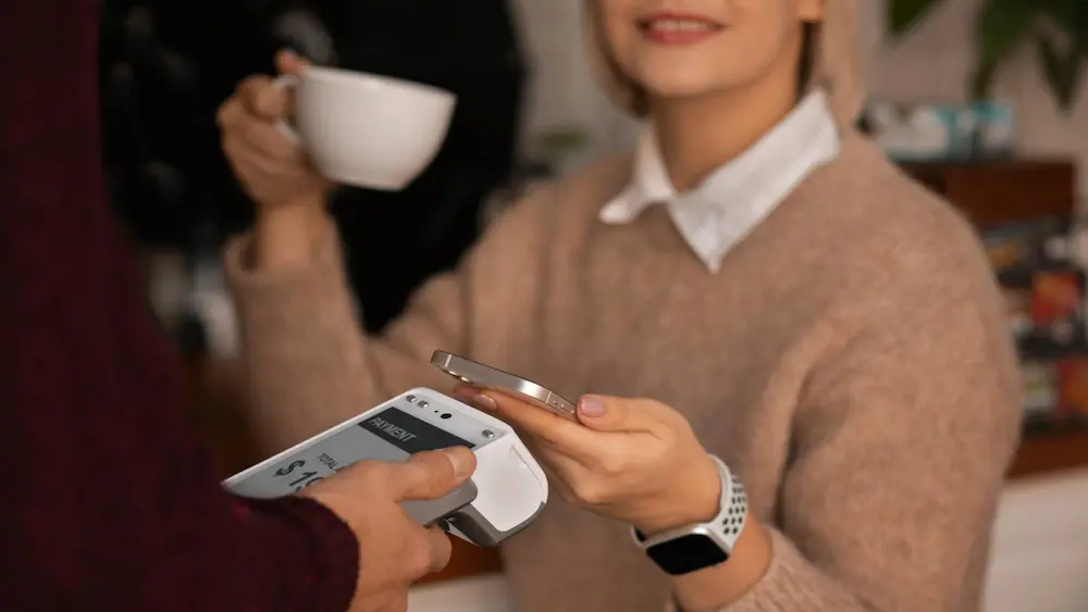 Clip o terminal bancaria: ¿cuál conviene más a tu negocio?