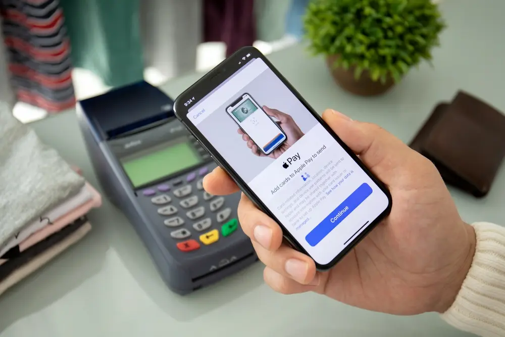 Cómo cobrar con Apple Pay en Clip: guía para cobrar sin contacto