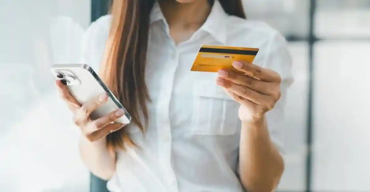 ¿Cómo cobrar con tarjeta sin terminal?