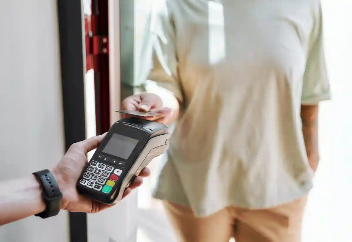 Pago contra entrega con tarjeta: no pierdas ventas