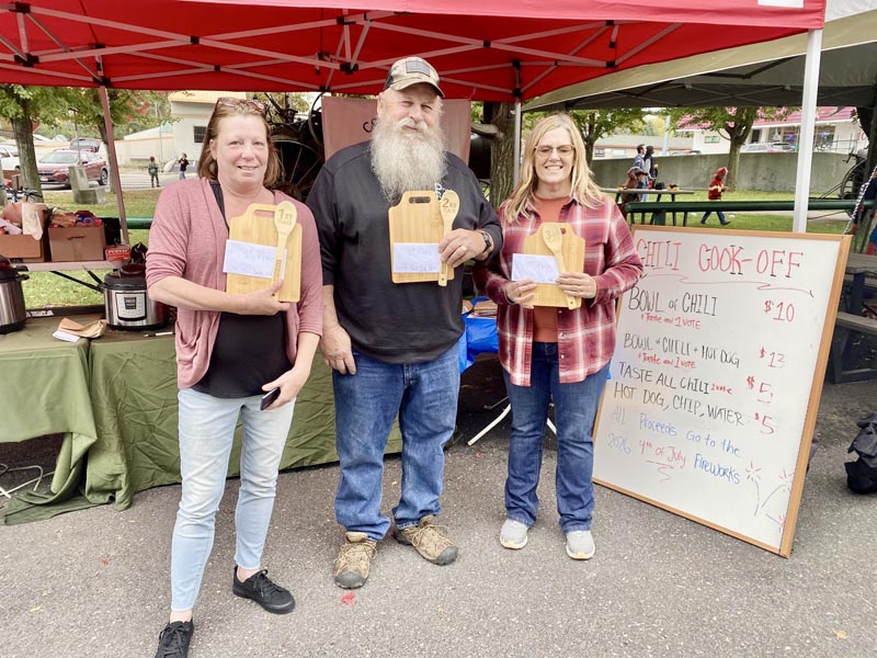 The Council Chamber of Commerce held a Chili Cook-off during the end of year Council Mountain Farmer’s Market on October 3. 1st place: Mary Jane sponsored by The Boardroom at Wilson’s Lounge with Beef, Black Bean, and Jalapeno Chili. 2nd place: Dan Roberts with Beef & Pork chili. 3rd place: Shani Smith sponsored by Huptye with a Venison Burger Chili. Photo credit: Council Chamber of Commerce.