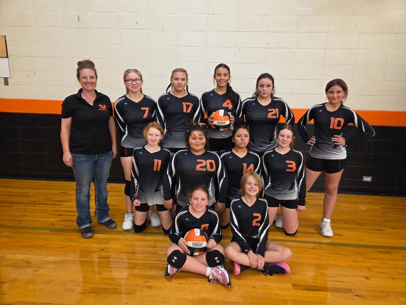 Meadows Valley Middle School volleyball team. Photo credit: Kayrene Brown