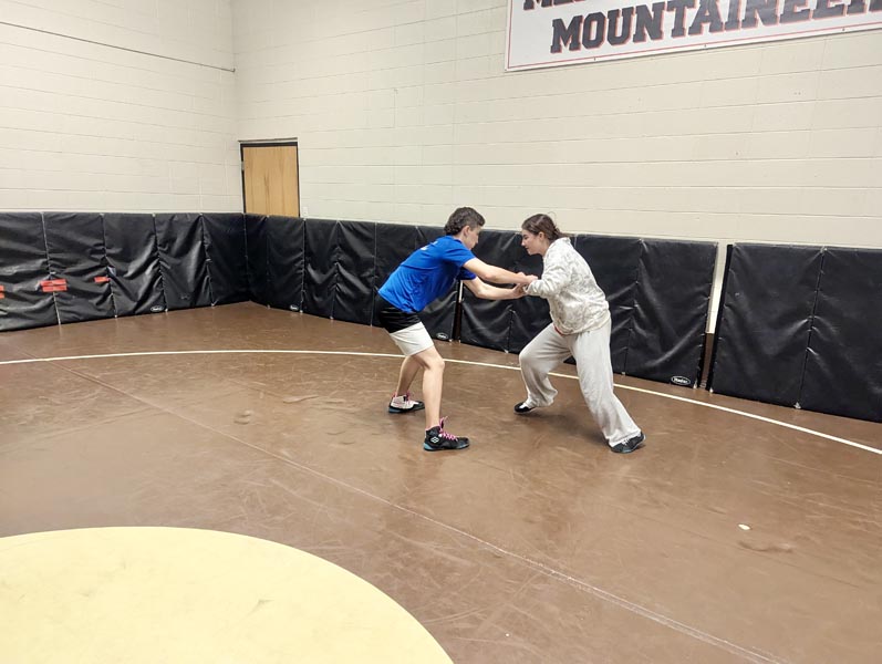Buck Howard (left) practices with Gracie Howard. Photo credit: MV School