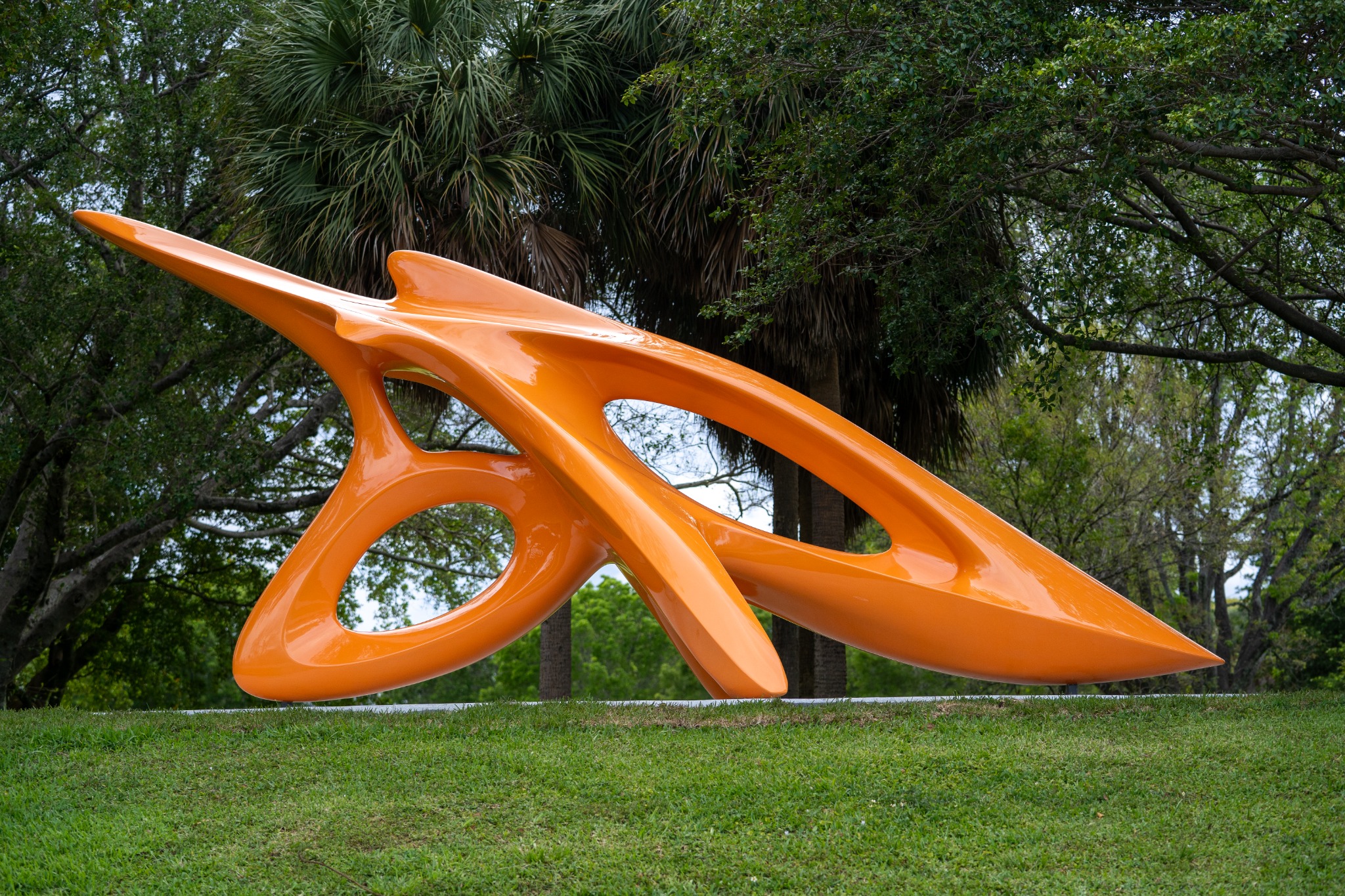 Infinity by Volkan Alkanoglu, fabricated by BEK Milling and installed in Pompano Beach