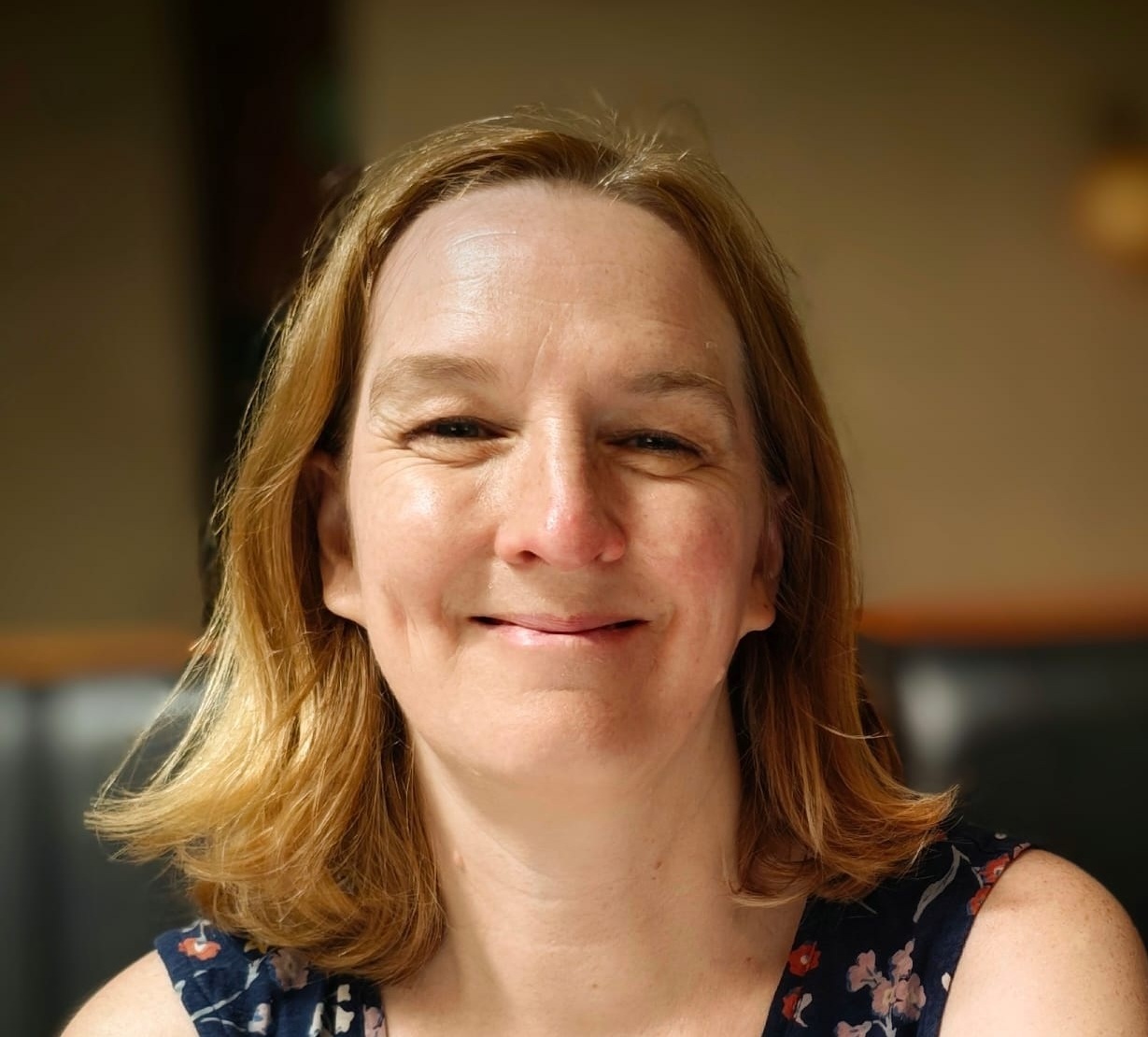 headshot of alexis mahoney