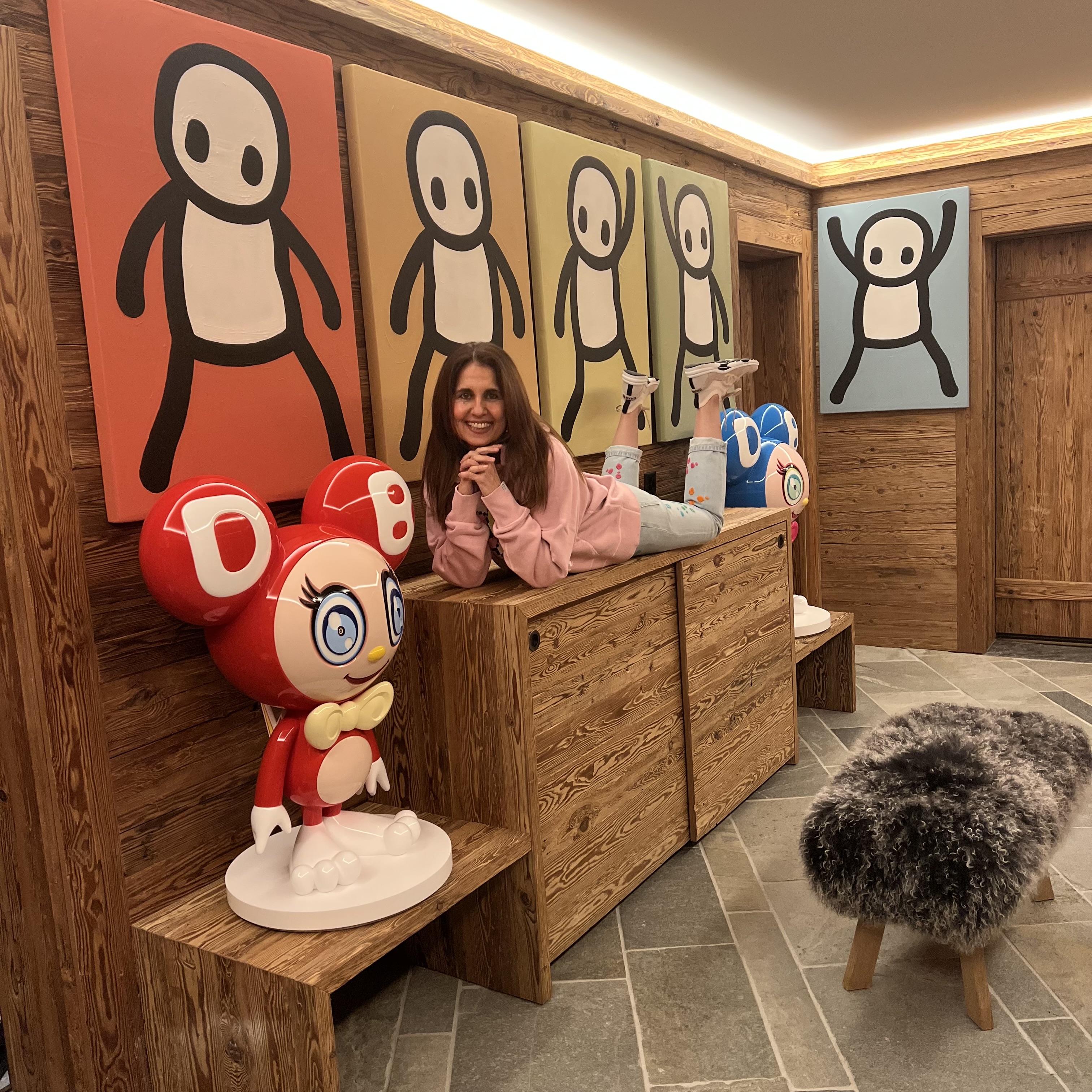 Building the Bridge: How Sonia Borrell Is Rewriting the Path from Studio to Gallery