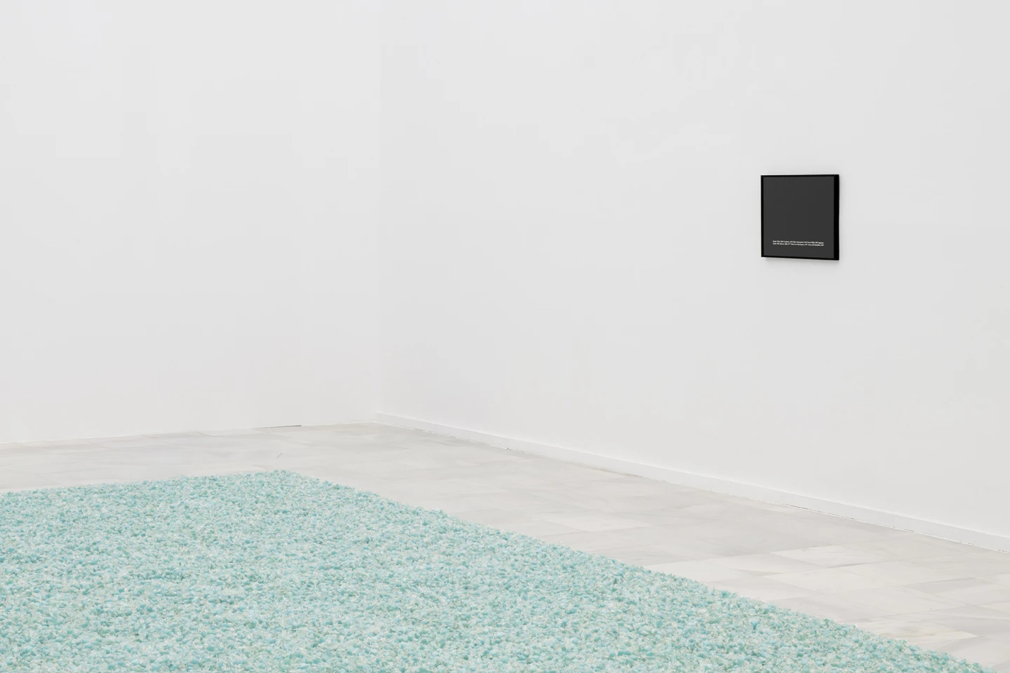 Installation view of Felix Gonzalez-Torres: Sweet Revenge, Museo Reina Sofía, 2026. Photo: Roberto Ruiz © Estate Felix Gonzalez-Torres