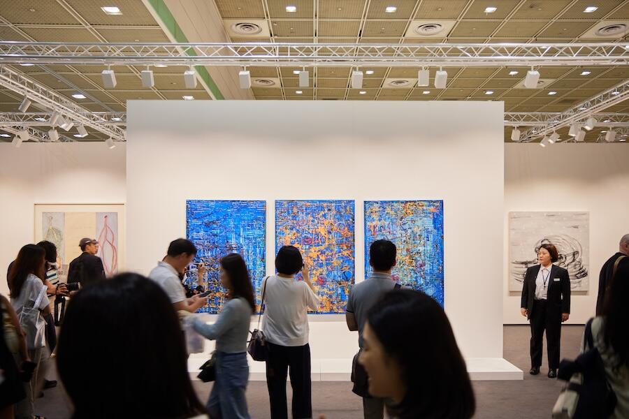 Hauser and Wirth booth at Frieze Seoul 2025 with visitors viewing artworks.