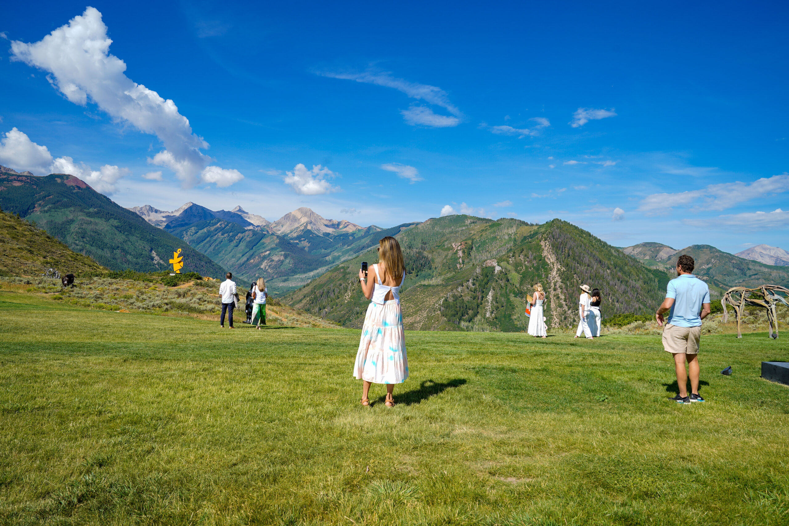 200 Acres of Art: Jorge M. Pérez and the Sculpture Landscape at Snowmass