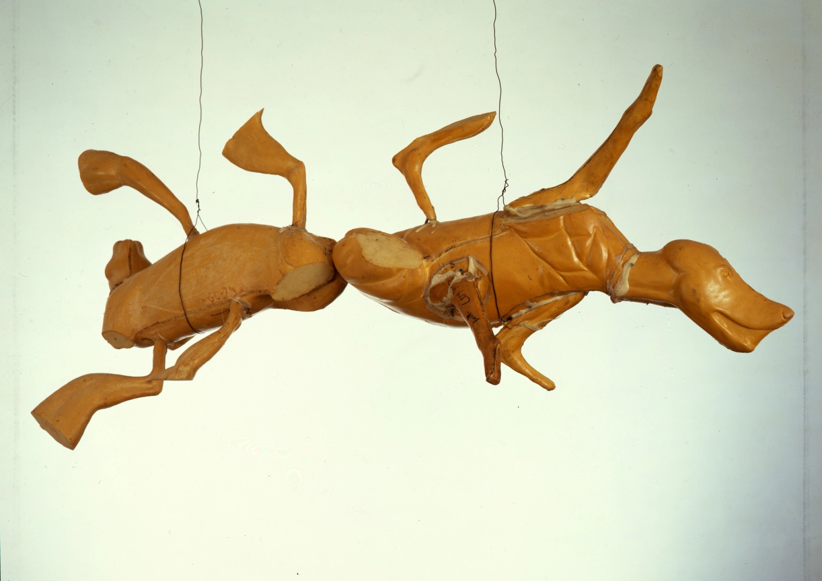 Bruce Nauman Butt to Butt 1989