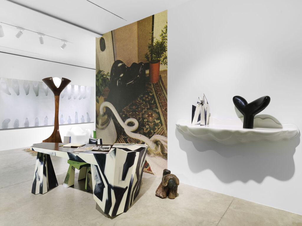 Installation view, Wendell Castle: Living, Friedman Benda, New York, 2026. Courtesy Friedman Benda.