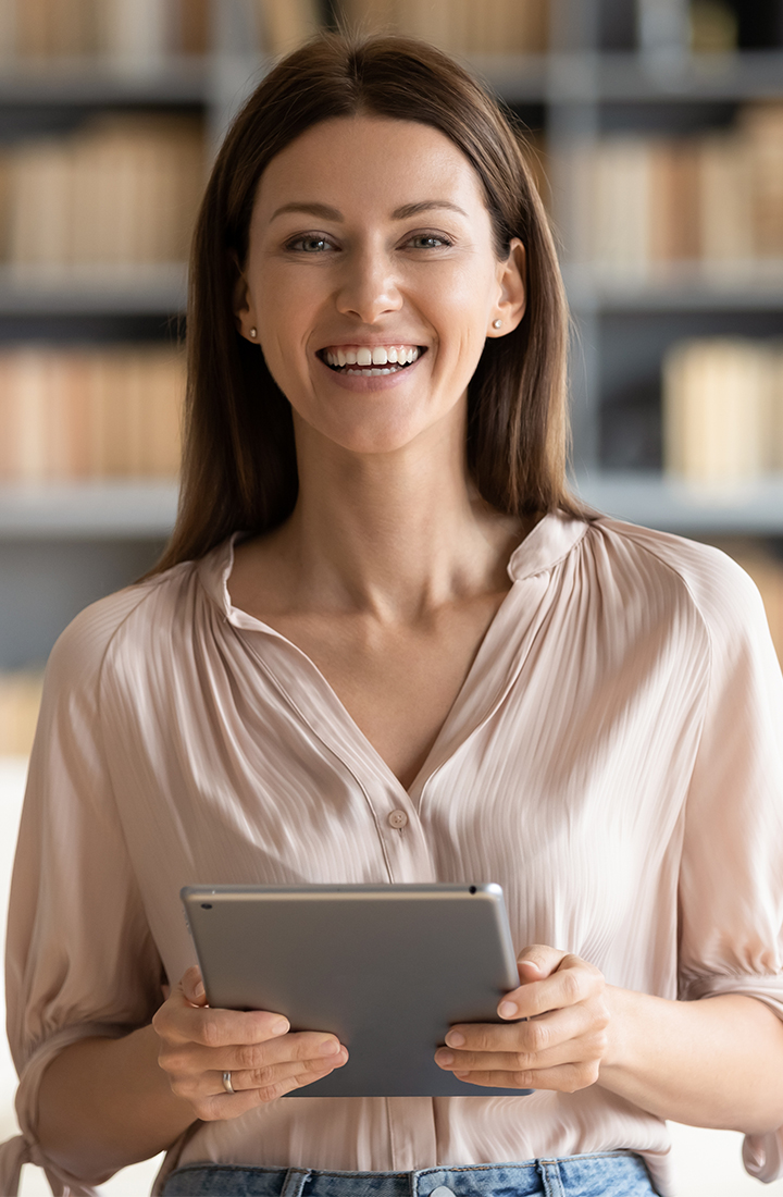 Dropshipzone fashion retailer for all your supplier and retailer needs.