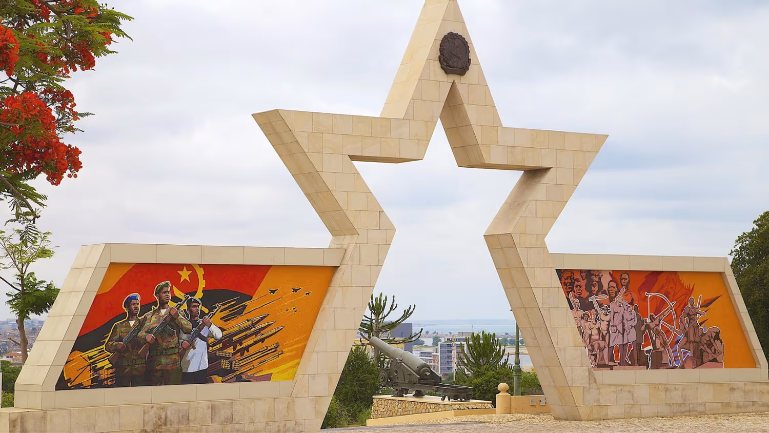 Camera Operator in Luanda