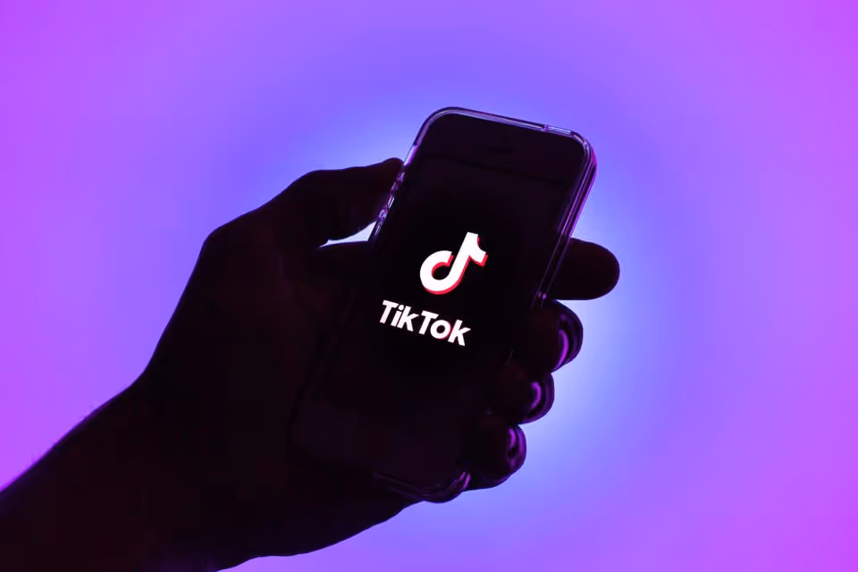 TikTok's In-App Browser Includes Code That Can Monitor Your Keystrokes,  Researcher Says
