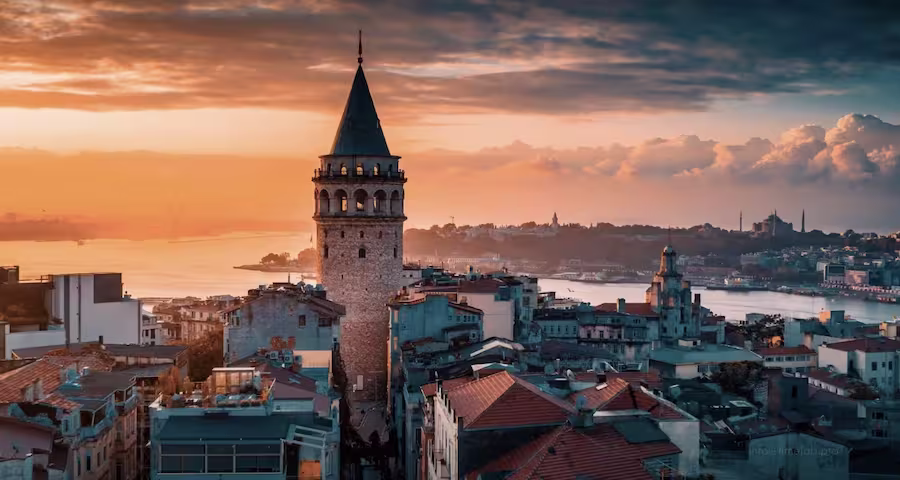 Camera Operator in Istanbul