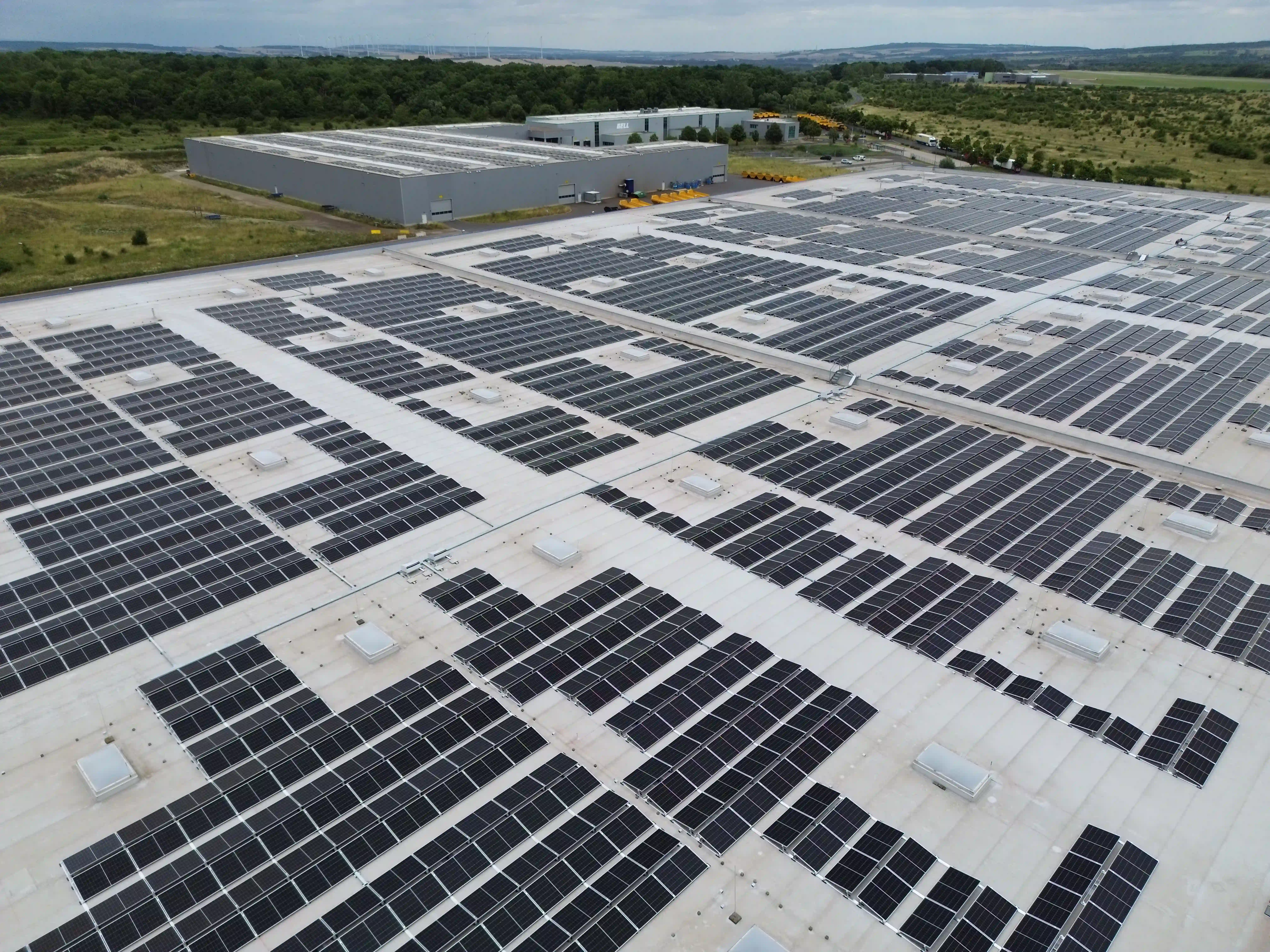 Anlagenbetrieb mit VOLTARO: Von der Inbetriebnahme zu planbaren Einnahmen