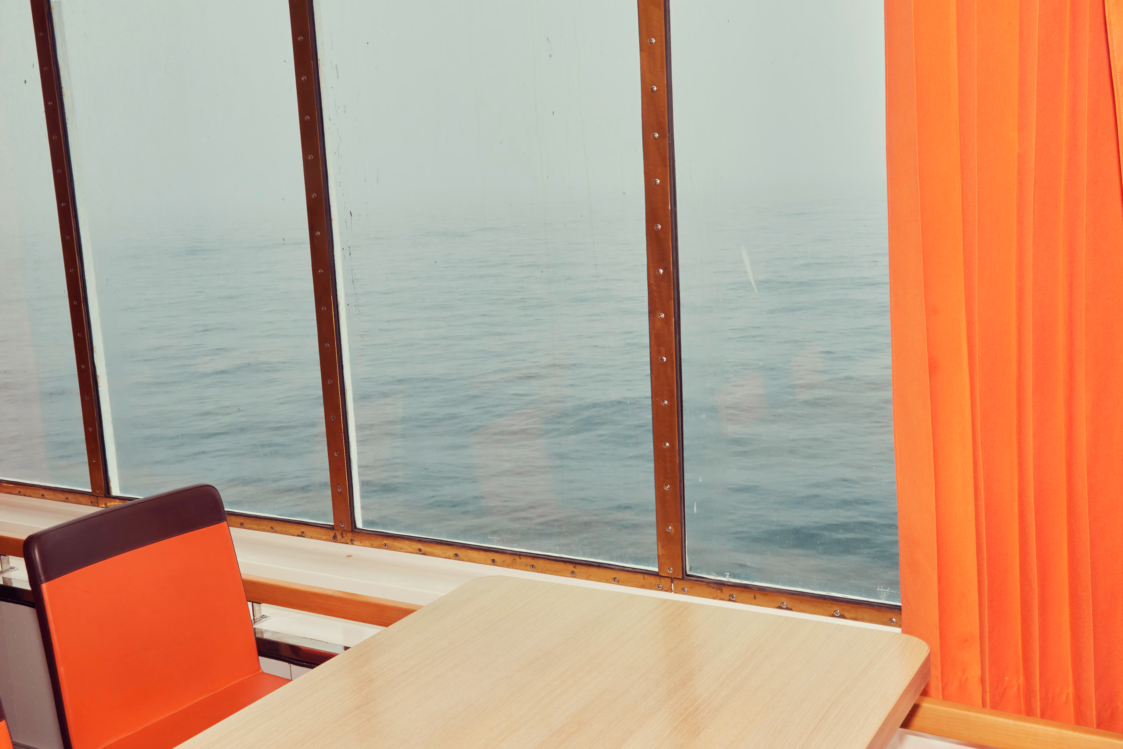 In Between | Entre deux mondes