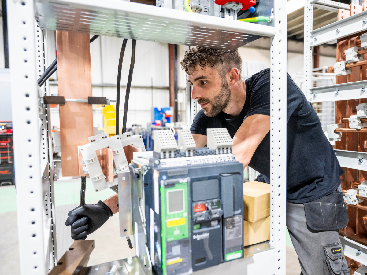 MSSL recruits five new apprentices to build specialist switchgear skills