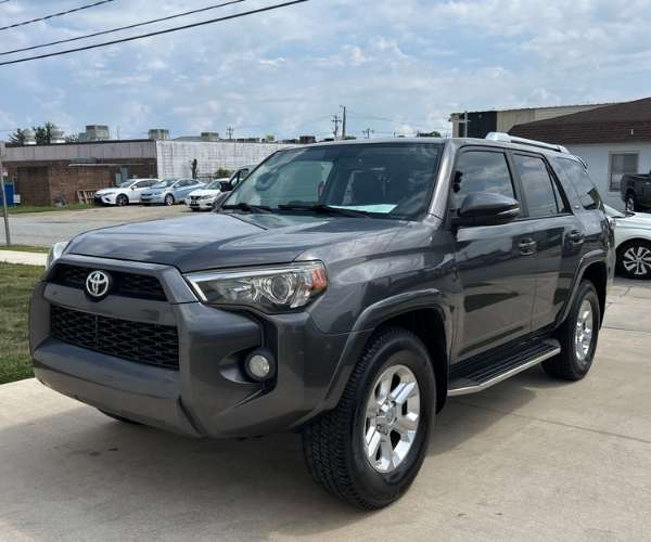 A grey 2017 Toyota 4Runner parked outside