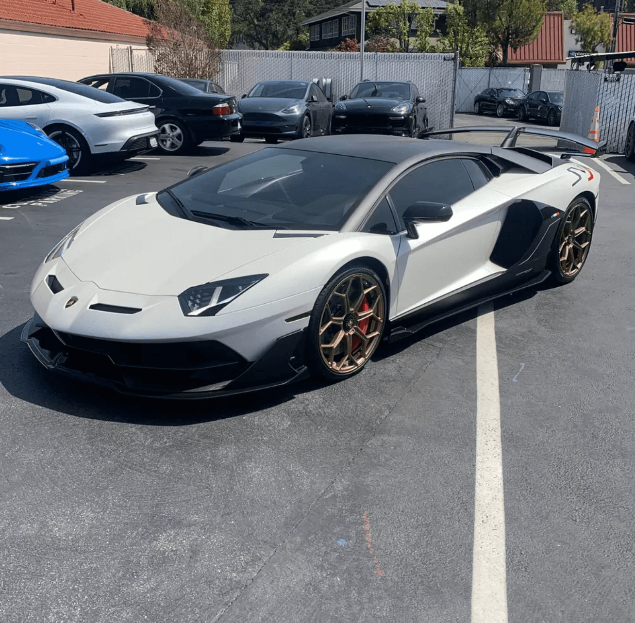 Lamborghini Aventador