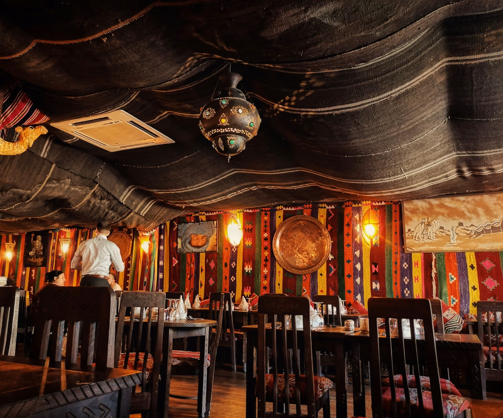 morrocan restaurant design idea