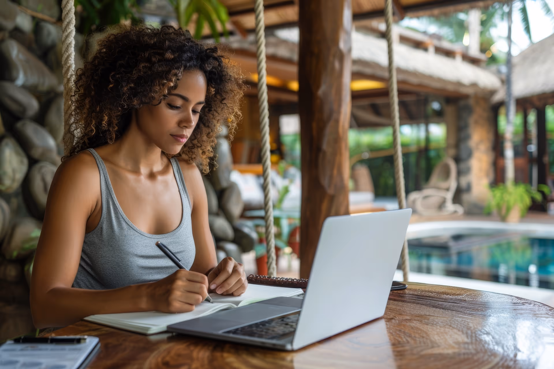 young woman studying an event manager course 