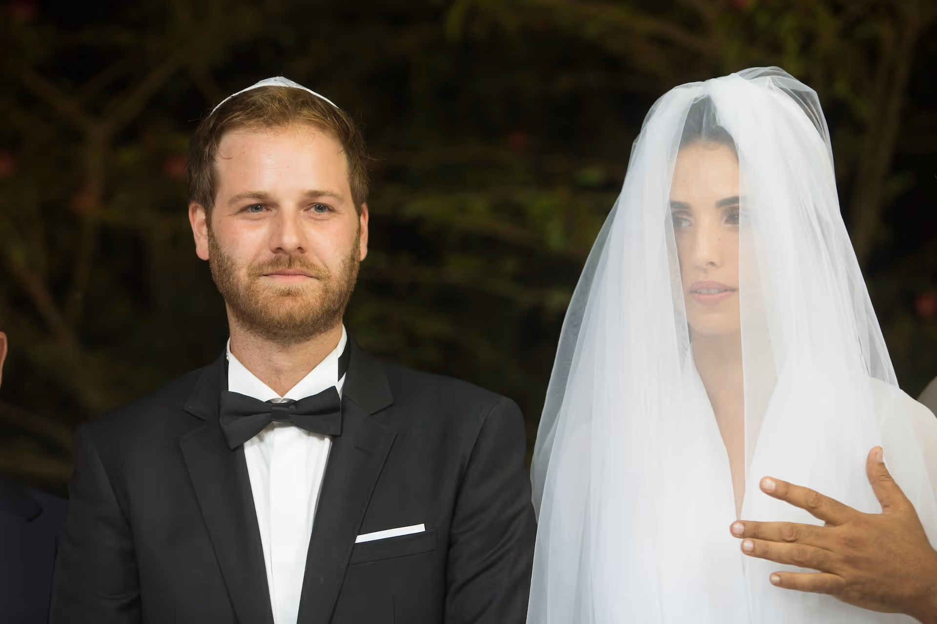 Jewish wedding couple
