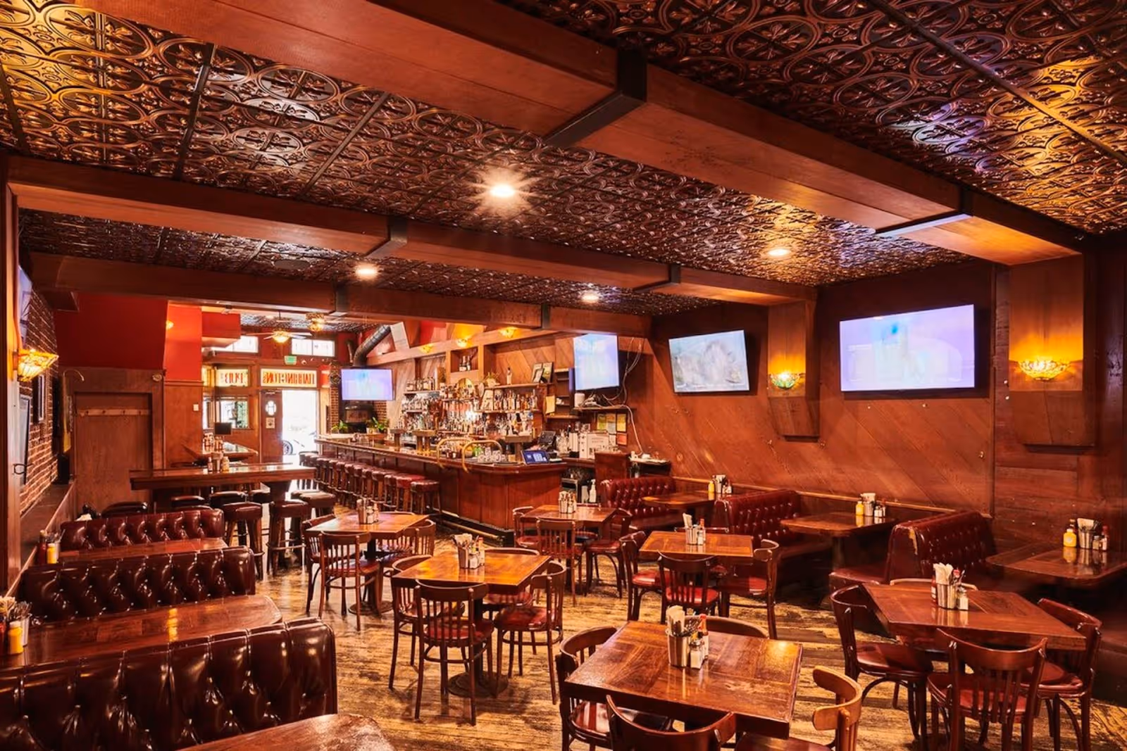 Harrington's Bar and Grill interior, San Francisco