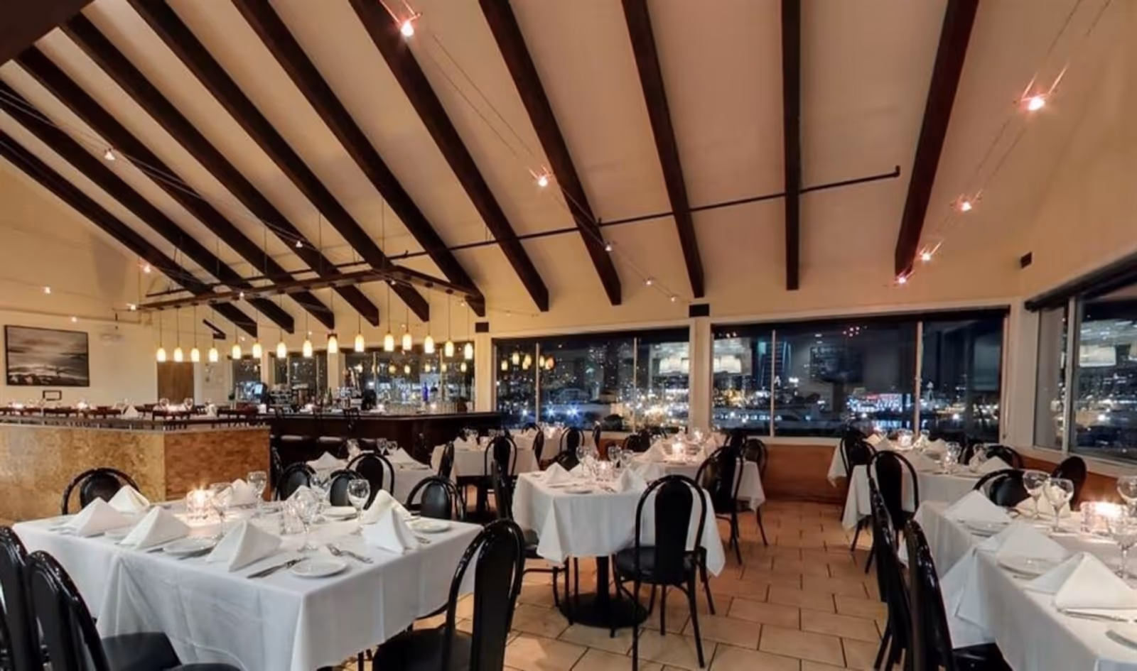 seating at Swiss Louis Italian & Seafood Restaurant SF