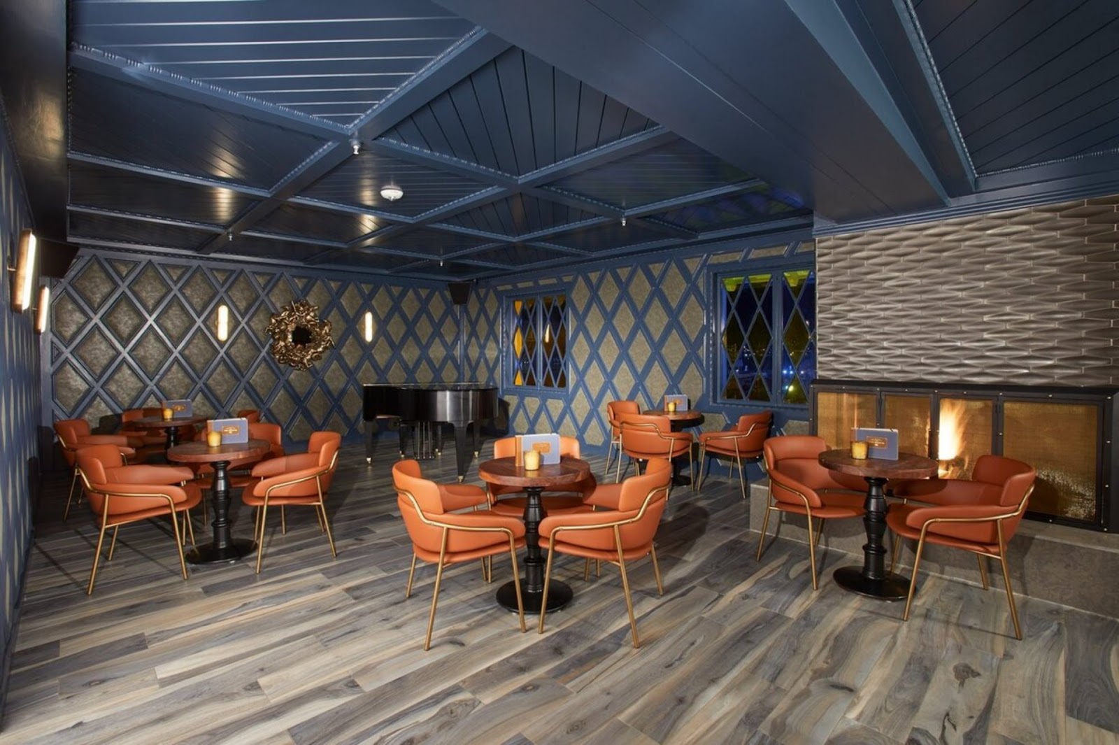 seating arrangement at Grotto restaurant, San Francisco