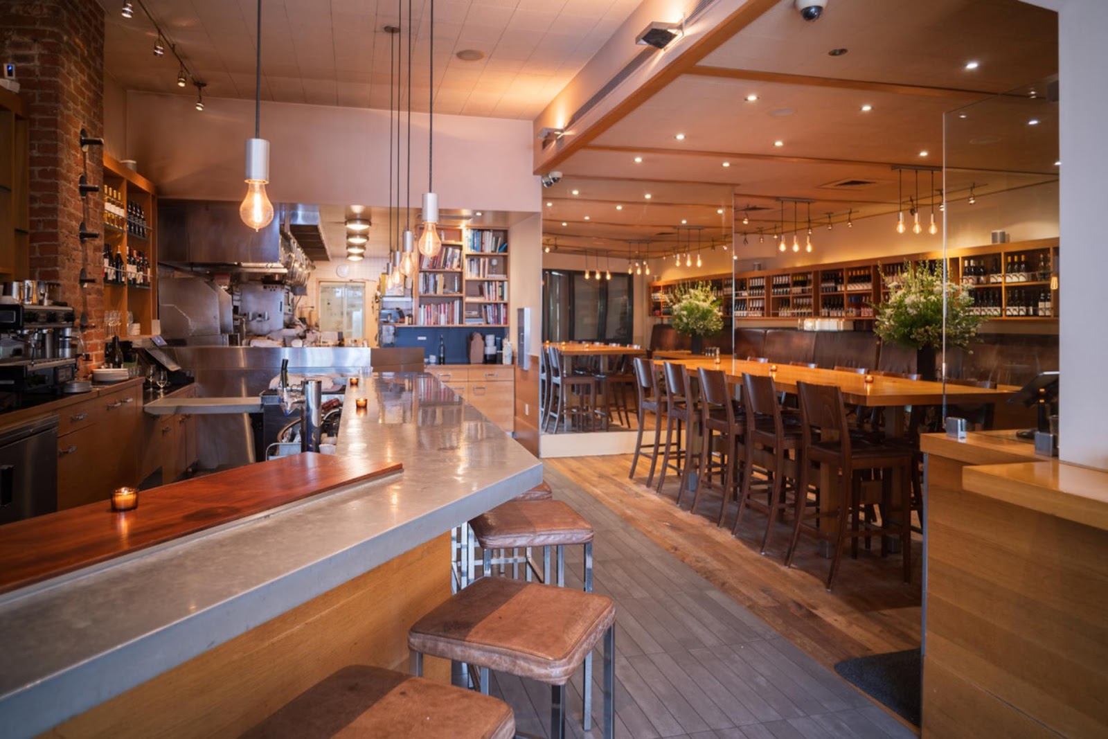 interior of Terzo restaurant, Pacific Heights